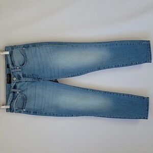 Lucky Brand Mid Rise Ava Crop Jeans Lt. Wash Size 6/28